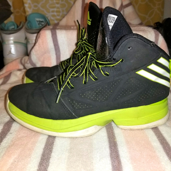 Adidas - Picture 4 of 5